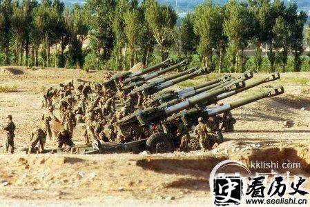 1981年十万大军军演 动用模拟“核武器”