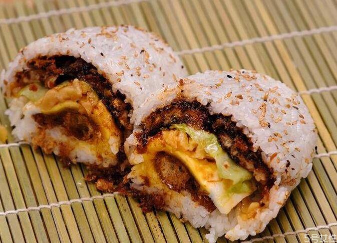 饭团米可以用电饭锅做吗 怎么做饭团好吃 饭团米可以用电饭锅做吗 怎么做饭团好吃