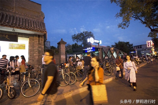北京护国寺小吃街，不可错过的美食一条街！