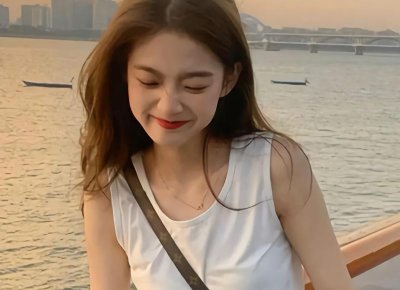 ​暗恋一个人怎么接近她 暗恋一个人唱什么歌给她听