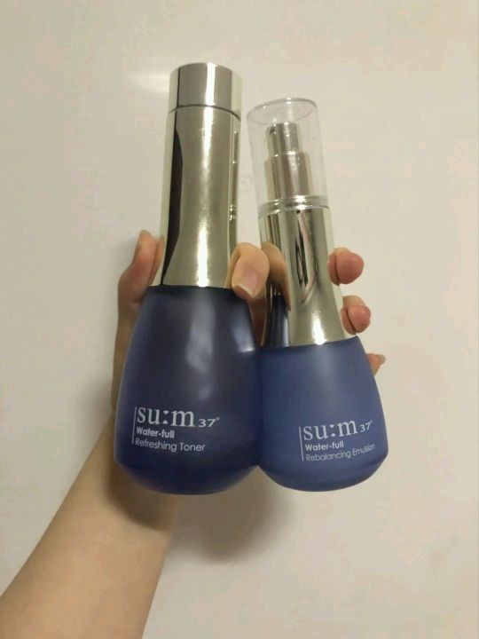 ahcb5玻尿酸水乳（韩系4大水乳解析）