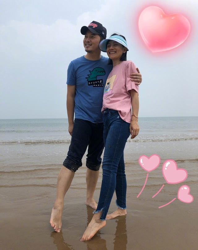 胡可分享娃儿日常,安吉长胖了,小鱼儿在搞怪,老公视角下太幸福
