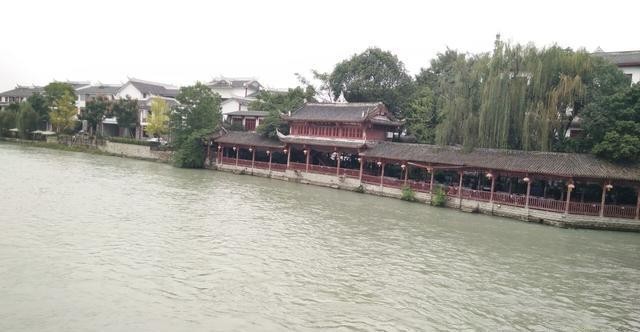 看看四川千年古镇三道堰,成都水源地,被誉为西部最美水乡,长脸