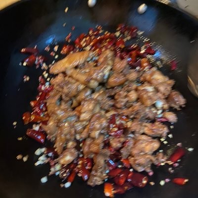 川味辣子鸡怎么做(香辣诱人的川香辣子鸡家常做法)