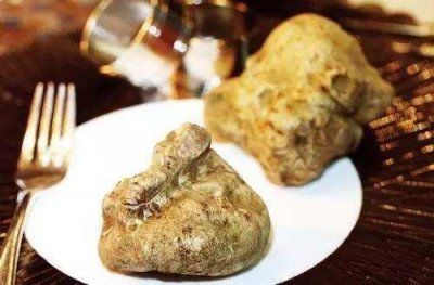 ​世界上最贵的十道菜, 一道菜在中国居然摆摊卖