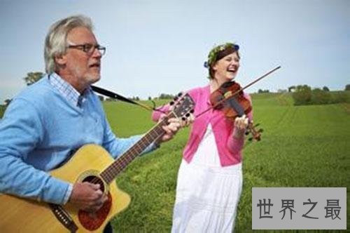 全球年纪最大的大学毕业生,2007年毕业时已95岁高龄!