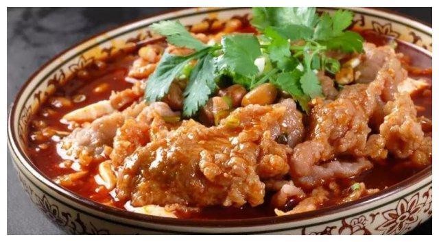 女生连拍四年大学食堂饭菜！网友：曾吃腻的味道都成了难忘的回忆