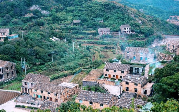 浙江东南最美的小镇,被誉为“石屋之乡”,游客:好像童话世界