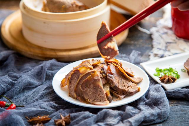 酱牛肉的制作方法最正宗的做法(懒人版酱牛肉的做法)(2)