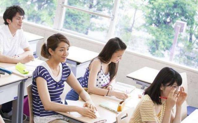 比较好就业的女生10大专业(适合女孩子学的4大专业)(1)
