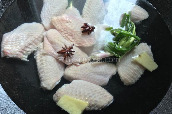 家常蜜汁鸡翅最简单做法（10分钟焖出一锅嫩滑爆汁的鸡翅）(4)