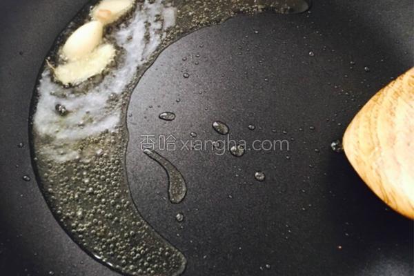 家常蜜汁鸡翅最简单做法（10分钟焖出一锅嫩滑爆汁的鸡翅）(8)