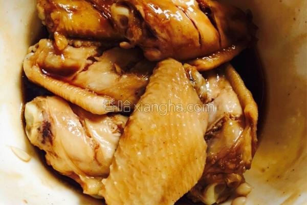 家常蜜汁鸡翅最简单做法（10分钟焖出一锅嫩滑爆汁的鸡翅）(7)