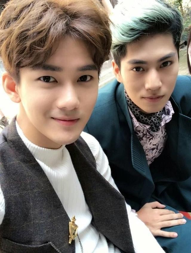 熊梓淇是男团SpeXial最火的成员,而他是在最火的时候选择退团