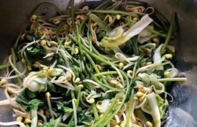 灰水粽的功效与作用 ：尿酸高可以吃吗？灰水粽子的功效与作用