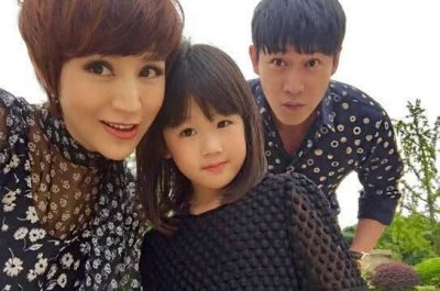 ​有种“整容”叫没了妆的鲍蕾，当看到素颜照后，这眼光没问题？