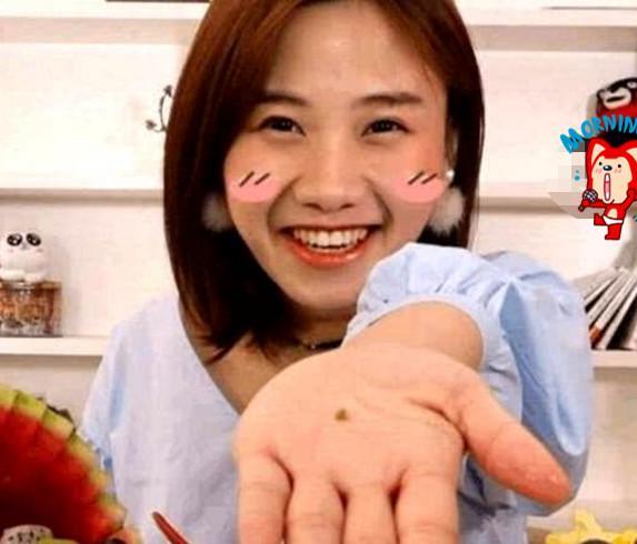 密子君最“奢侈”的早餐,端上来都懵了,网友:我一个月的工资!