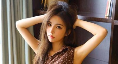 ​和刚认识的女生聊天，怎么开启话题比较好？