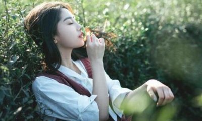 ​浪漫而不烂俗的高级文案 氛围感拉满的拽文案句子
