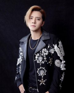 ​4位被称亚洲舞王的男星，中国占两位，谁最当之无愧呢