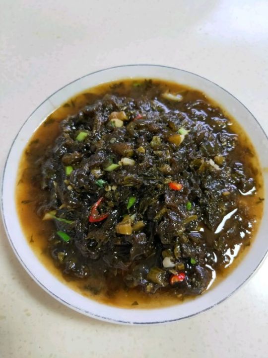 地皮菜的做法(手把手教你做超好吃的炒地皮菜)