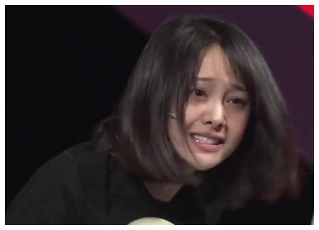 郑爽上节目再度失控发飙骂人？最后还拒绝继续拍摄导致节目中断