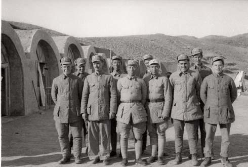 第四野战军: “四大兵团”的司令员都是谁? 谁的军衔最高?
