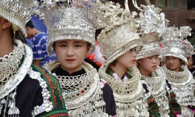 ​贵州风俗，云南贵州少数民族女孩风俗？