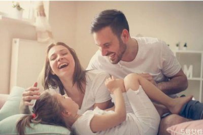 ​二婚女嫁头婚男好不好 二婚女人嫁给头婚男人的利弊