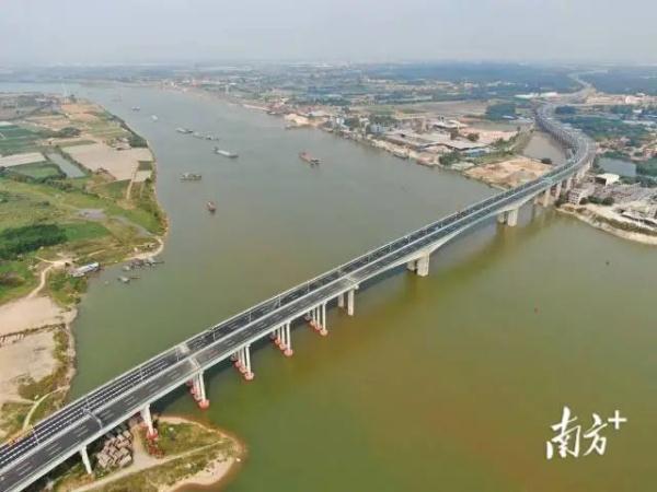 广佛肇高速新消息(广佛肇高速公路25日全线通车)(1)