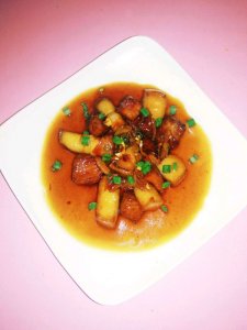 ​甜味红烧肉怎么做（红烧肉家常做法口感肥而不腻）