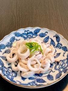 鱿鱼怎么处理(有了这一步又脆又嫩又健康)