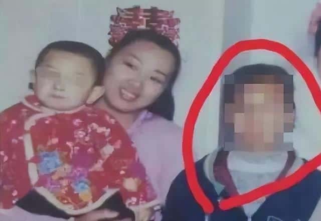 被两个人上是什么体验(同时被两个人上的过程)