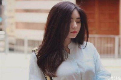 ​和女生看电影时应该找什么话题 和女生看电影要注意什么