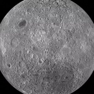 ​关于月球不为人知的五个冷知识！ 一，月球是离地球最近的一个天体