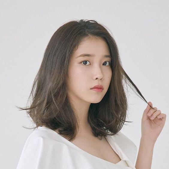 kpop代表人物iu(100位KPOP歌手档案001国民妹妹IU)(2)