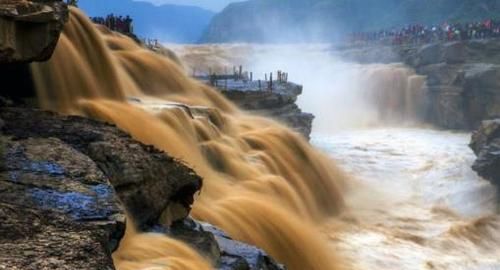 壶口瀑布属于什么山脉