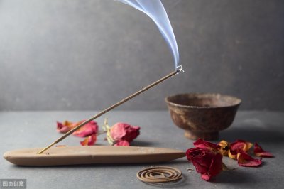 ​成捆的香火怎么看好坏（怎样辨别香的真假）