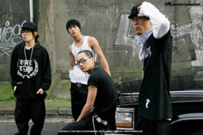 ​他和Teddy都是YG制作人出身，如今转行当声优，却遭到网友抵制