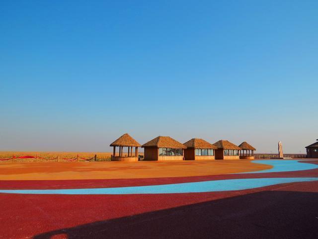 世界上最神奇的“红色海滩”，全世界仅此一处，就在我们中国！