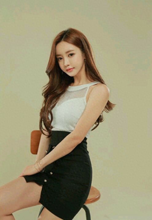 韩国著名模特,孙允珠