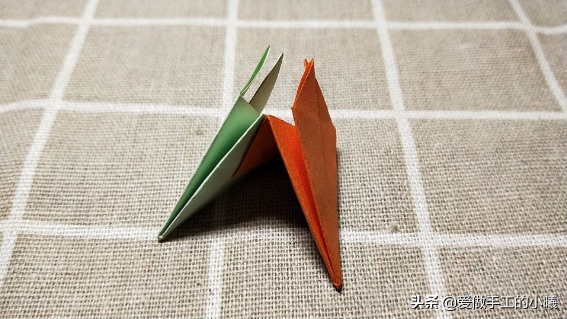 折花的方法又漂亮又简单 折纸教程：能轻松学会的折纸花球，步骤简单，造型美观