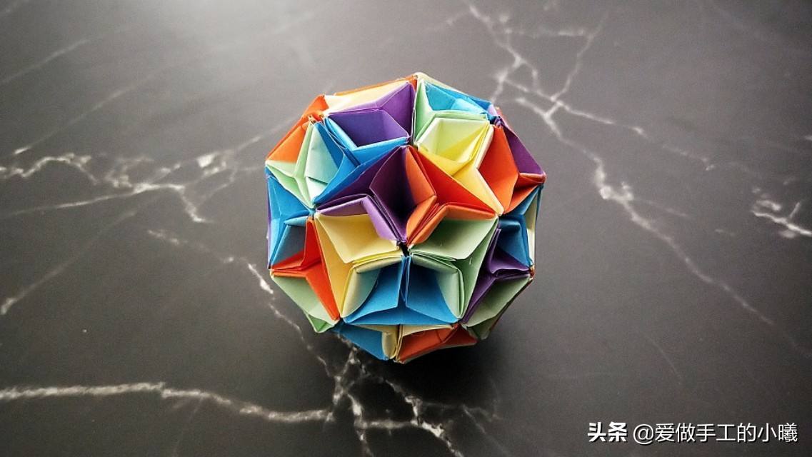 折花的方法又漂亮又简单 折纸教程：能轻松学会的折纸花球，步骤简单，造型美观