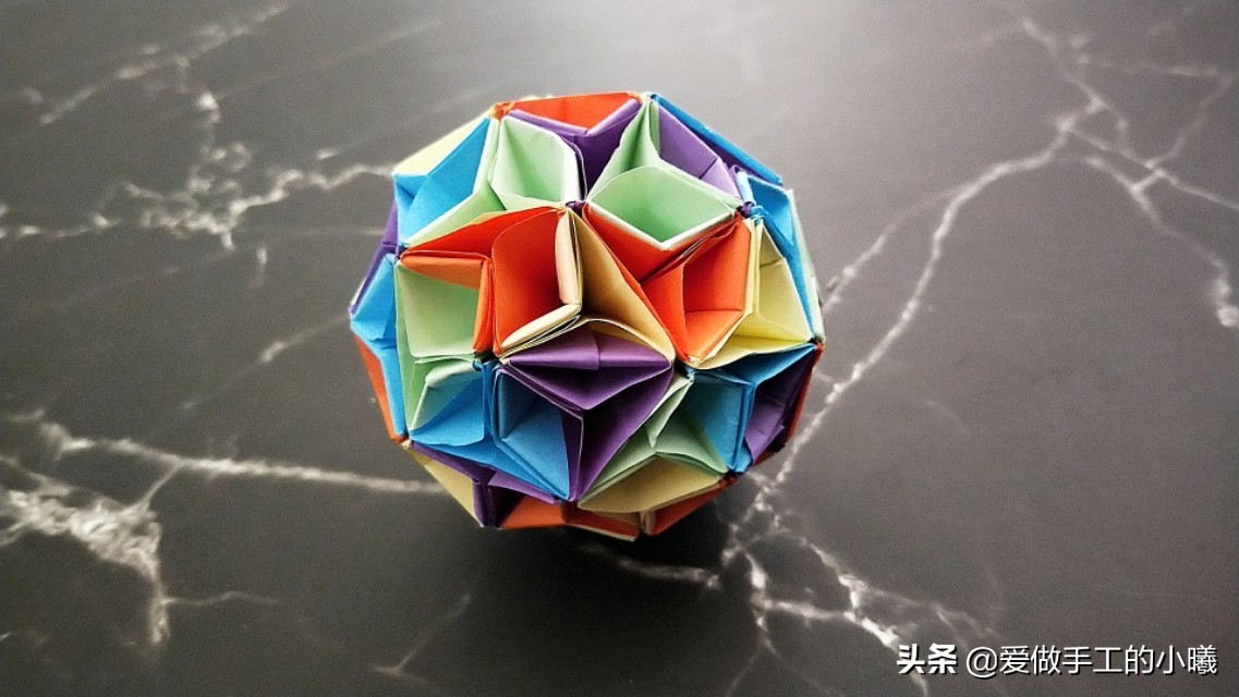 折花的方法又漂亮又简单 折纸教程：能轻松学会的折纸花球，步骤简单，造型美观