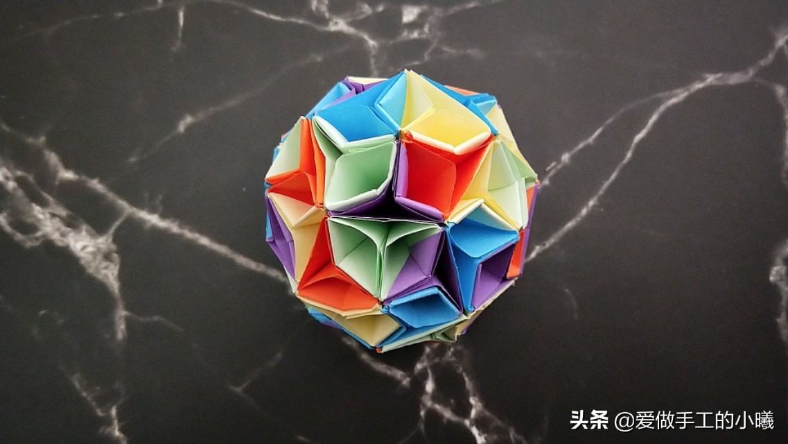 折花的方法又漂亮又简单 折纸教程：能轻松学会的折纸花球，步骤简单，造型美观