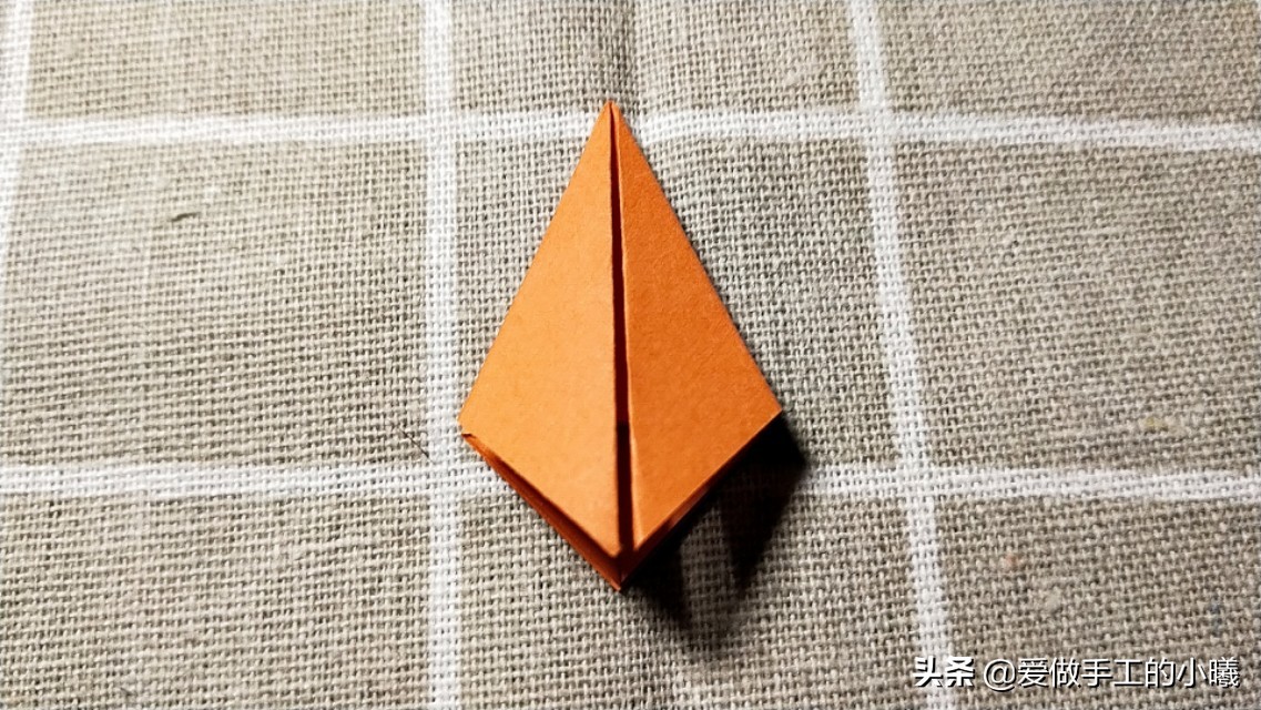 折花的方法又漂亮又简单 折纸教程：能轻松学会的折纸花球，步骤简单，造型美观