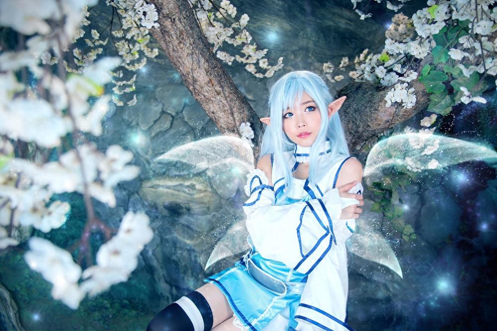 韩国COS团体成员TOMIA扮演的亚丝娜!可爱童颜完全看不出快三十了