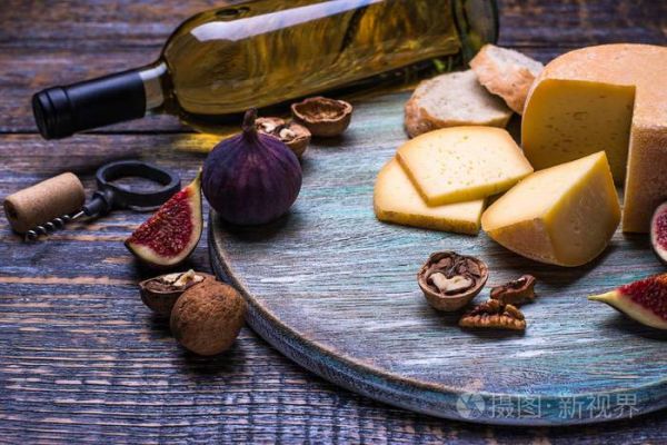 白葡萄酒陪坚果作用