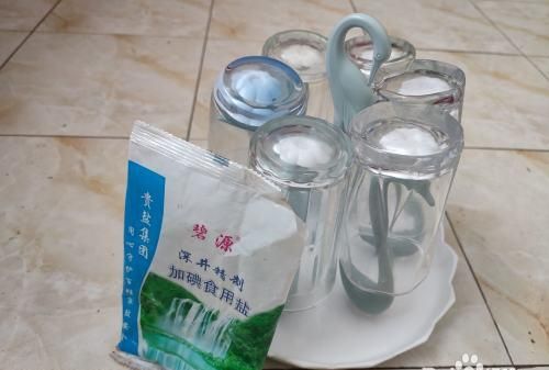发黄的水杯怎么清洗