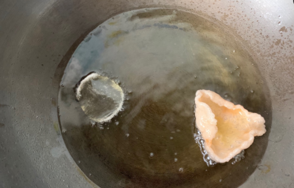 虾片怎么做好吃又简单,鲜虾怎么做虾片好吃图6